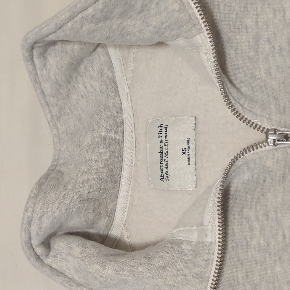 Abercrombie & Fitch Gray Zip-Up Sweatshirt